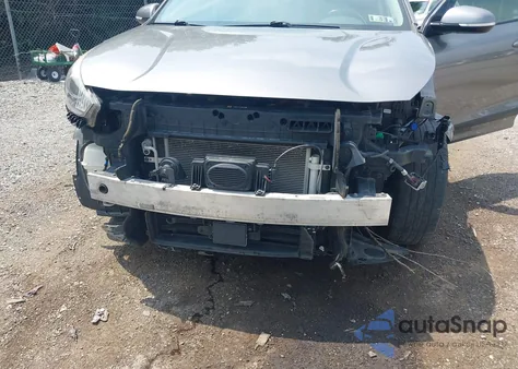 2017 Kia Niro Ex Touring from USA, damaged, VIN KNDCE3LC6H5088752